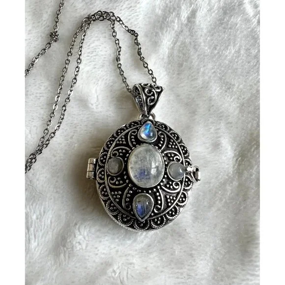 925 Vintage Style Rainbow Flash Moonstone POISON Locket Pendant Necklace - Picture 9 of 12